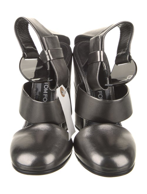 Tom Ford Leather D'Orsay Pumps