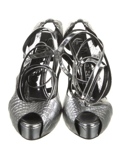 Tom Ford Leather Cutout Accent T-Strap Sandals