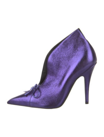 Tom Ford Leather Bow Accents Pumps