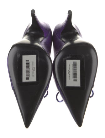 Tom Ford Leather Bow Accents Pumps