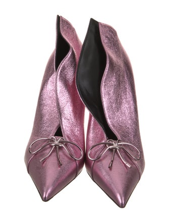 Tom Ford Leather Bow Accents Pumps