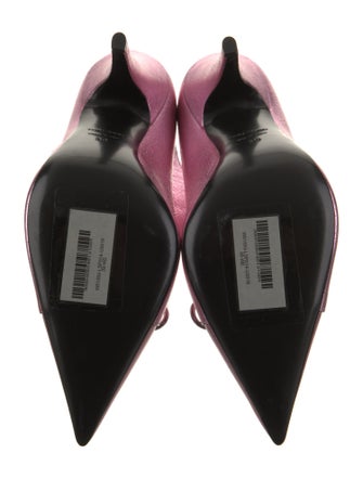 Tom Ford Leather Bow Accents Pumps