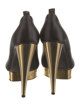 Tom Ford Satin Pumps