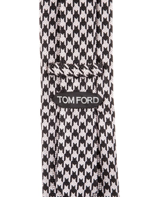 Tom Ford pattern silk tie
