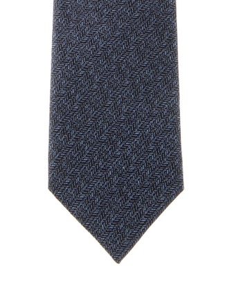 Tom Ford pattern silk tie