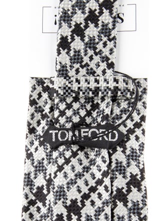 Tom Ford pattern silk tie