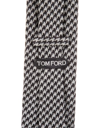 Tom Ford pattern silk tie