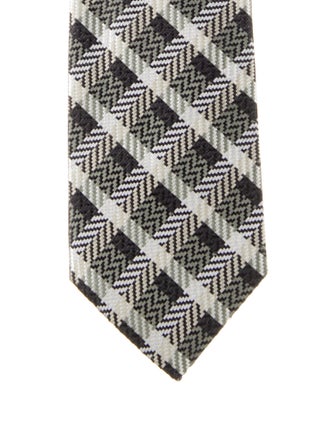 Tom Ford pattern silk tie