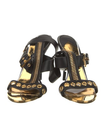 Tom Ford Leather Eyelet Trim T-Strap Sandals