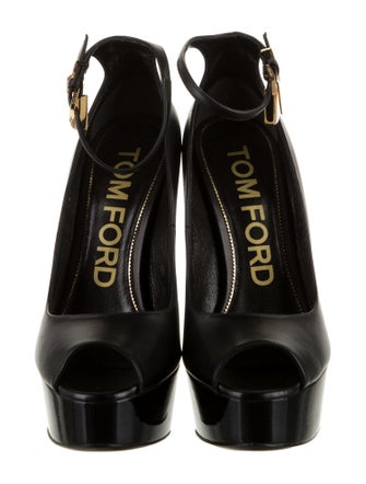 Tom Ford Leather Pumps