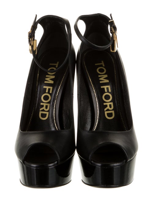 Tom Ford Leather Pumps