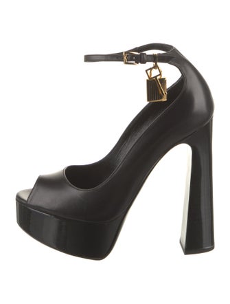 Tom Ford Leather Pumps