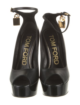 Tom Ford Leather Pumps