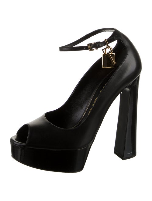 Tom Ford Leather Pumps