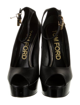 Tom Ford Leather Pumps