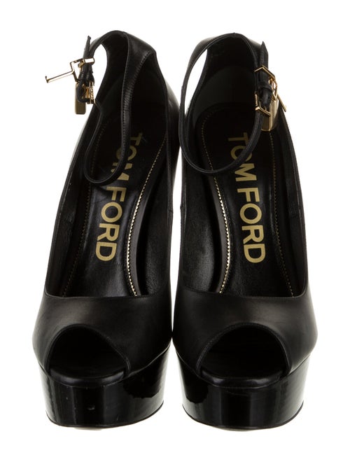 Tom Ford Leather Pumps