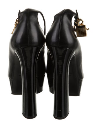 Tom Ford Leather Pumps