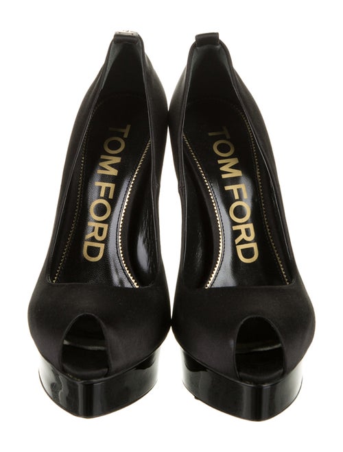 Tom Ford Satin Cutout Accent Pumps