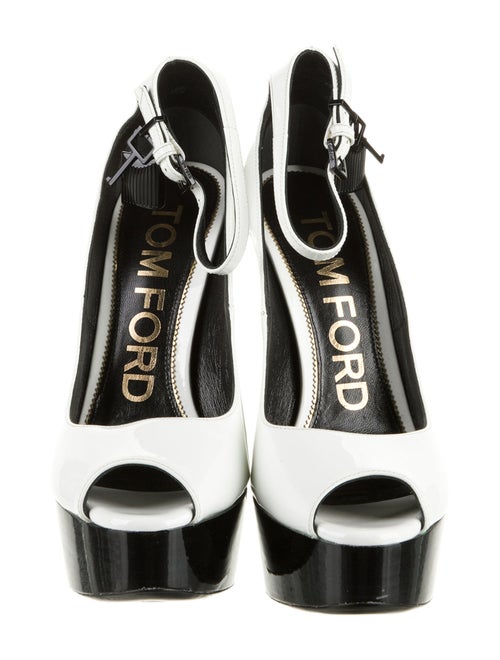 Tom Ford Patent Leather Cutout Accent Pumps