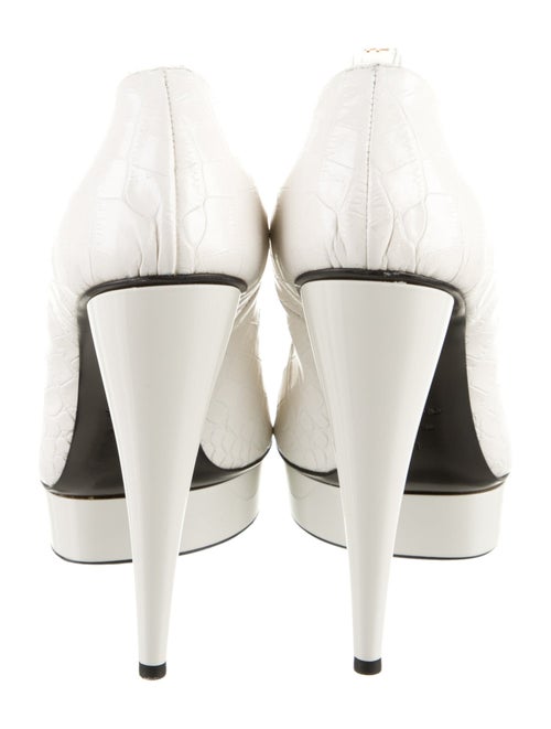 Tom Ford Embossed Leather Pumps