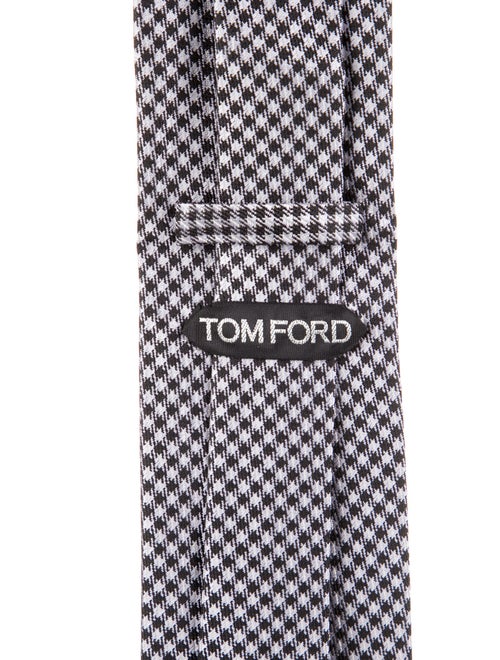 Tom Ford pattern silk tie