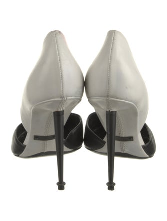 Tom Ford Leather D'Orsay Pumps