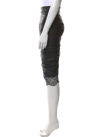 Tom Ford Embroidered Accent Knee-Length Skirt