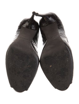 Tom Ford Alligator Printed Pumps