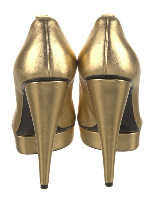 Tom Ford Leather Pumps