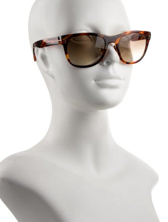 Tom Ford Cat-Eye Gradient Sunglasses
