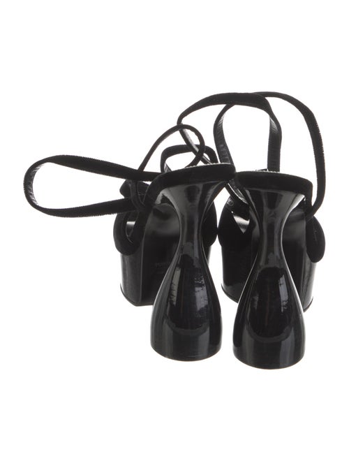 Tom Ford Velvet Slingback Pumps