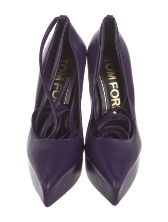 Tom Ford Leather Crystal Embellishments Pumps