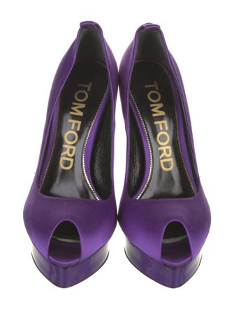 Tom Ford Satin Leather Trim Embellishment Pumps