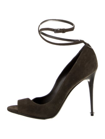 Tom Ford Suede Pumps