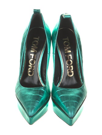Tom Ford Embossed Leather Pumps