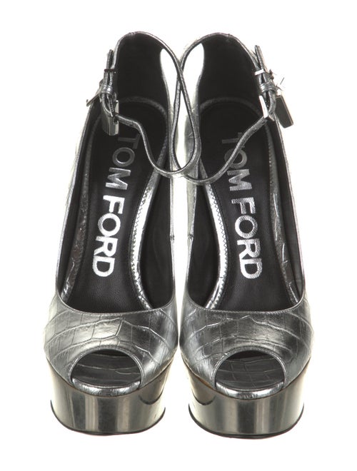 Tom Ford Embossed Leather Pumps