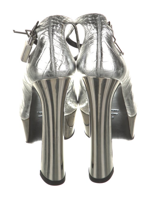 Tom Ford Embossed Leather Pumps