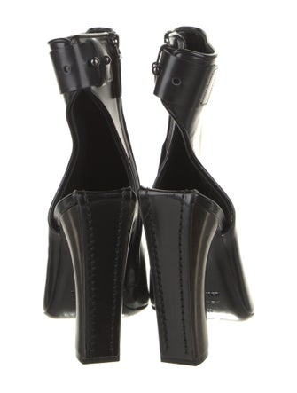 Tom Ford Leather Boots