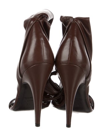 Tom Ford Leather Pleated Accents Gladiator Sandals