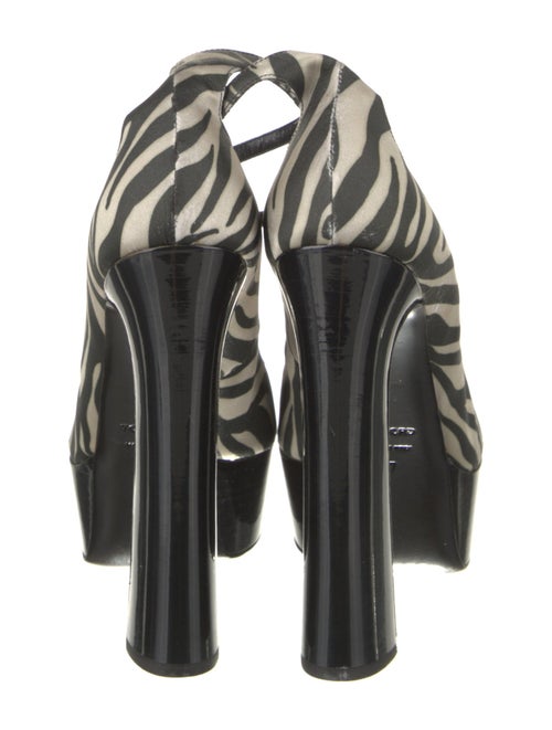 Tom Ford Satin Printed Pumps