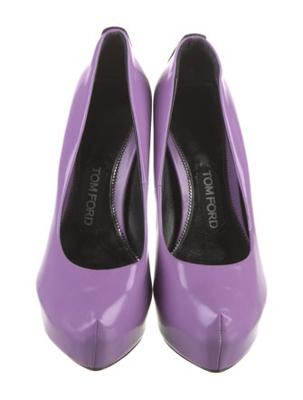 Tom Ford Leather Whipstitch Trim Pumps