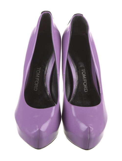 Tom Ford Leather Whipstitch Trim Pumps