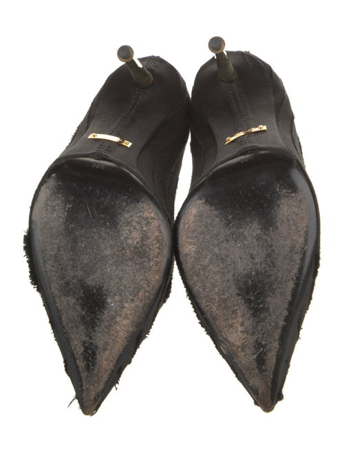 Tom Ford Satin Raw-Edge Trim Pumps