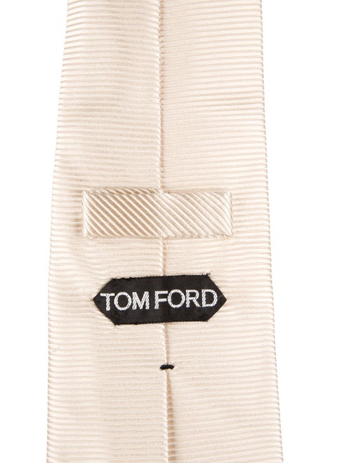 Tom Ford Solid Silk Tie