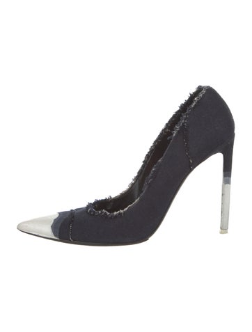 Pre-owned Tom Ford Denim Raw-edge Trim Pumps In Blue