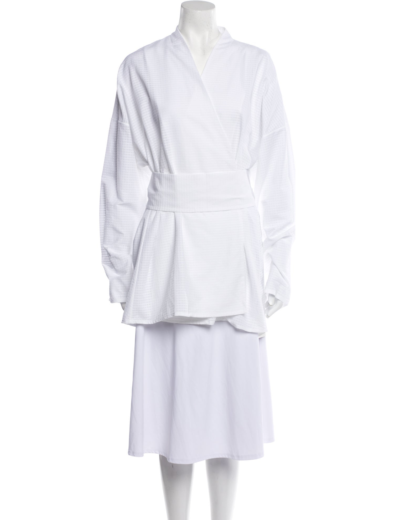 Tove V-Neck Long Sleeve Tunic w/ Tags