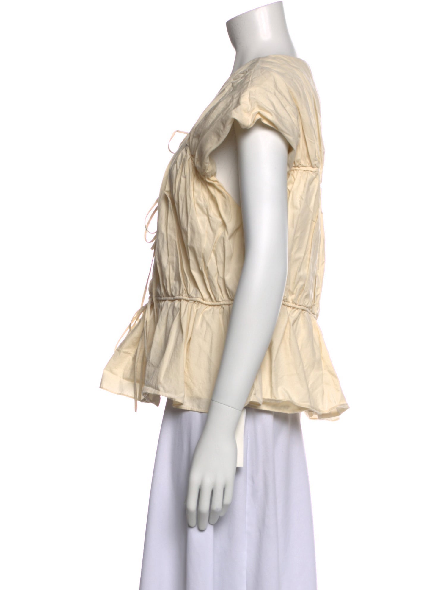 Tove V-Neck Short Sleeve Blouse