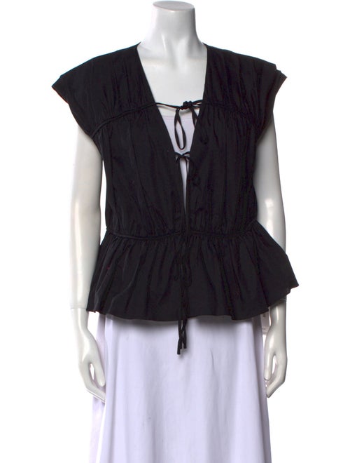 Tove V-Neck Short Sleeve Blouse