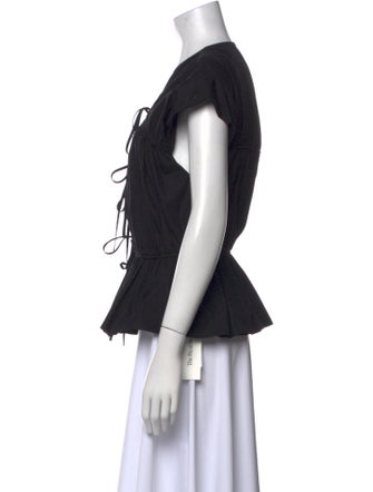 Tove V-Neck Short Sleeve Blouse