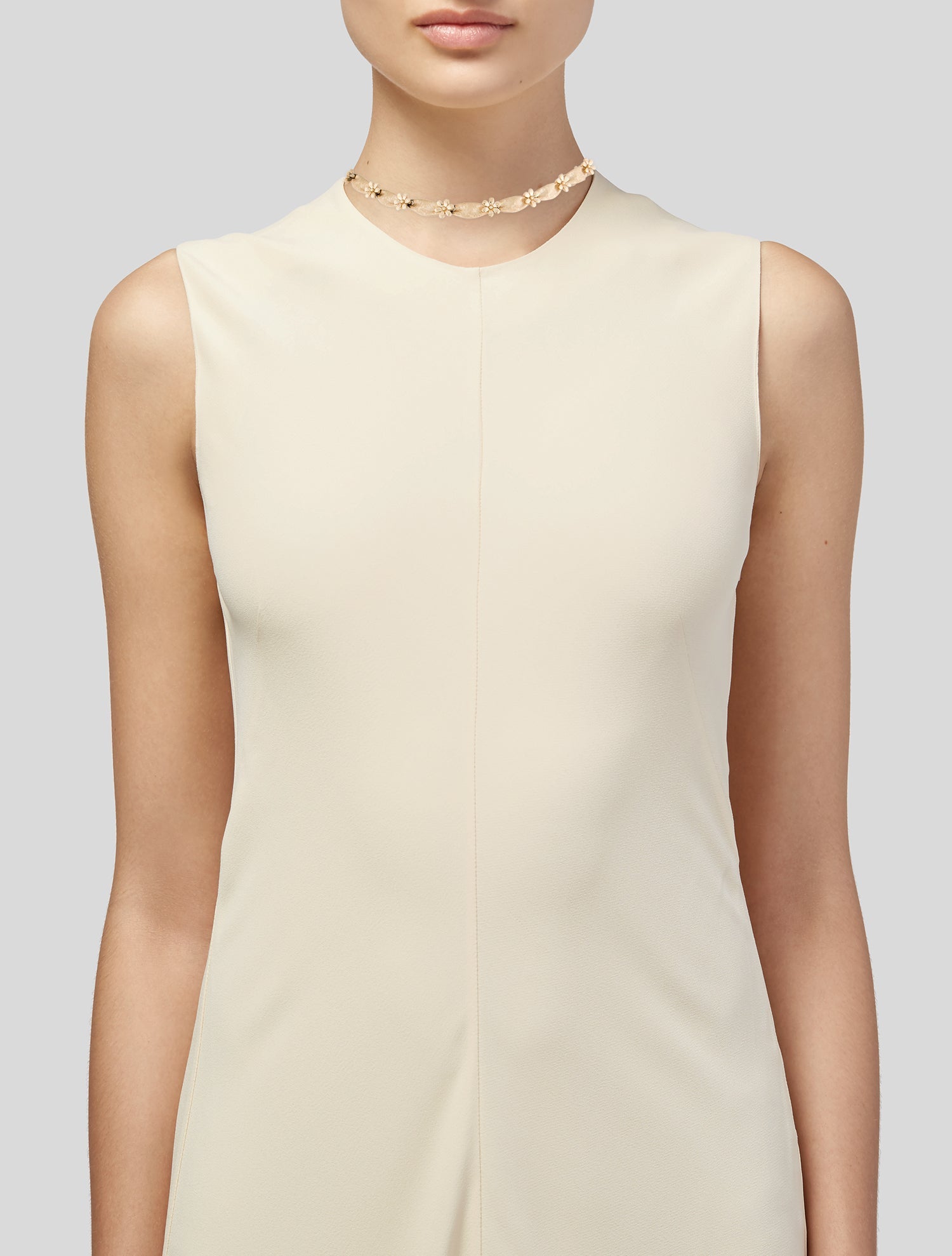 Trifari Vintage Flower Textured Collar Toggle Necklace